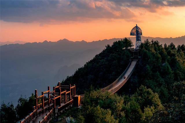 成都|中国最凉快的5座避暑城市，干净舒爽风景美，挑一个去小住几天吧