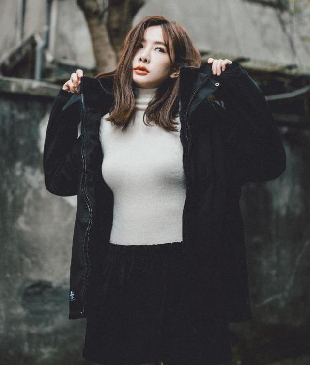 赵露思|安心亚调侃大S再婚：我的电话也没换，现在就可以打过来