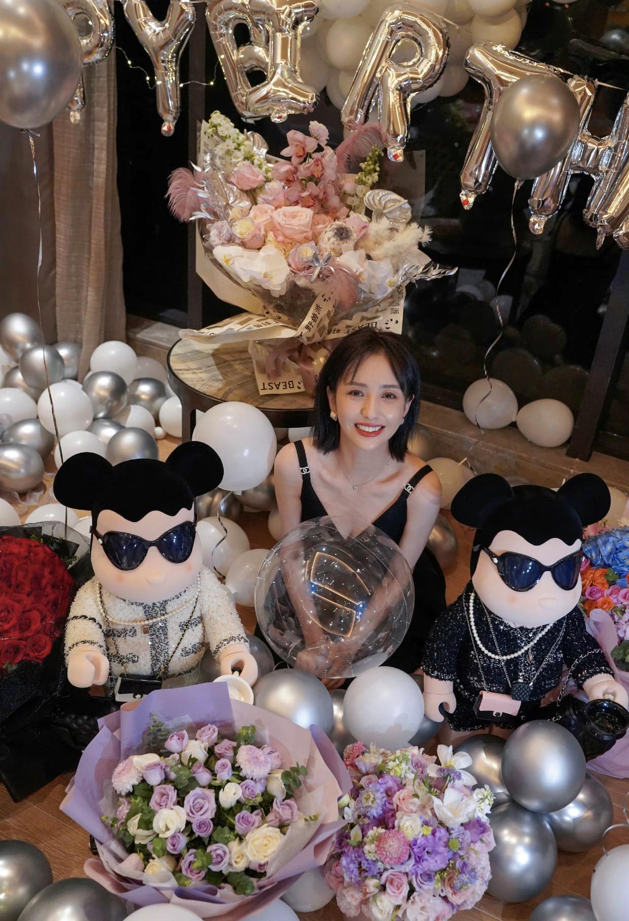 陈思诚|44岁陈思诚为前妻庆生！晒佟丽娅睡衣照显亲密，离婚后还是好朋友