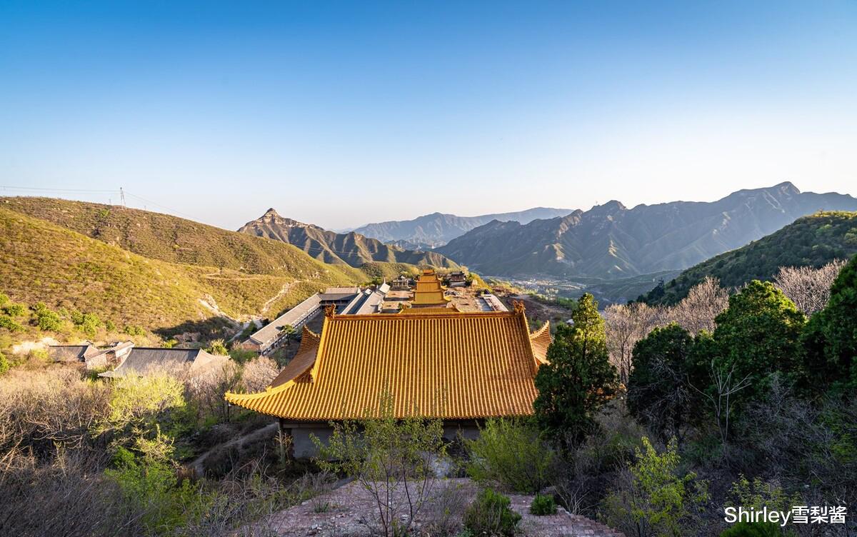 徒步|曾经的京西第一大寺，鼎盛时僧众达万人，可惜烂尾近十年，空留庞大建筑群