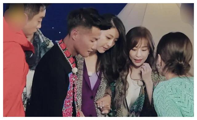 星星的约定|《星星的约定》郑恺给烧烤师傅出“难题”,黄小蕾机智化解尴尬