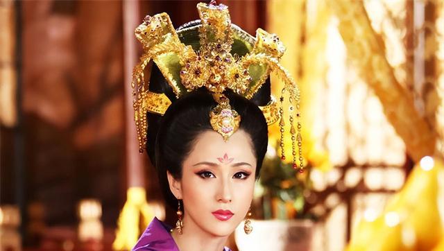 大唐反内卷皇帝，为保家人三让皇位，被后世戏称为“六位帝皇丸”