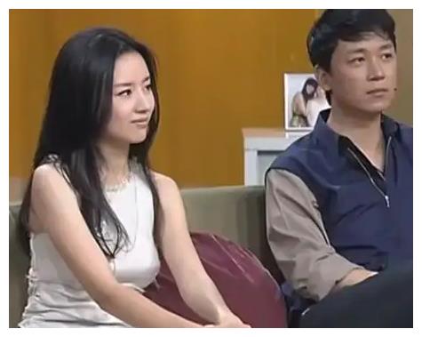 周杰伦|董洁：跟潘粤明离婚10年了，依旧背负骂名，如今生活状况如何？