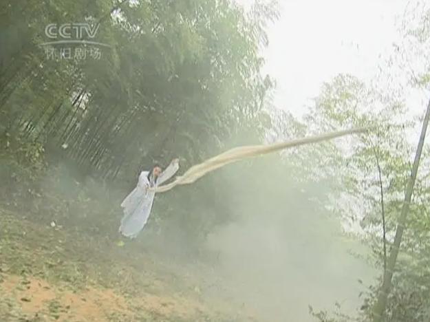 赵露思|同样是用丝带演打戏,将赵露思与这几位女星放一起,差距一下就出来了