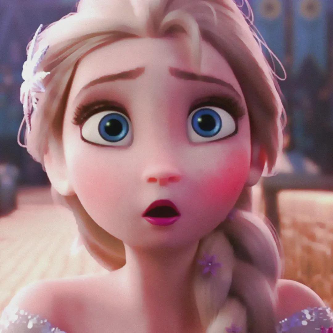 |动漫头像：你唯唯诺诺，她肆无忌惮