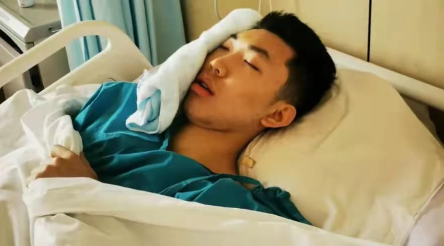廖三宁|停赛三场+罚款十万！孙铭徽无话可说了？裁判的结果导向论呢？
