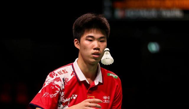 韩国队|男单大爆冷！国羽小将2：0韩国名将晋级16强，对手战胜过桃田贤斗