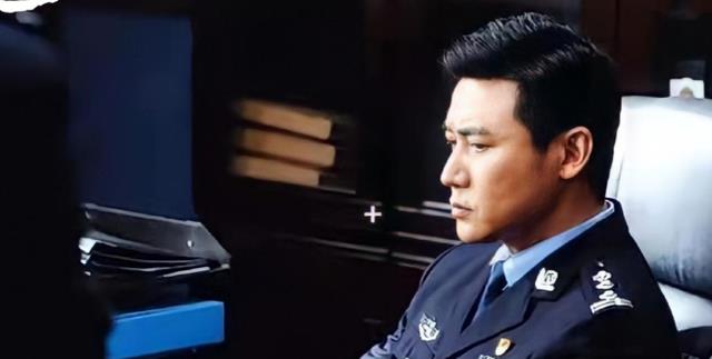 陆毅|涉案剧《人民警察》将播，陆毅警察形象出镜，女主也是飒爽英姿