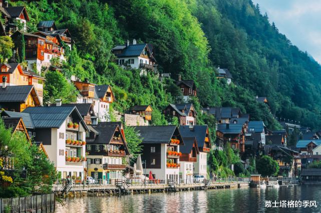 公共服务|全球最美的15个小镇，随便挑几个，跟着心爱的人一起私奔吧