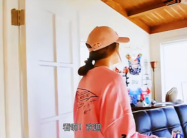 上海市|?谷爱凌晒美国豪宅,具体位置曝光,墙上的“收藏品”很抢眼