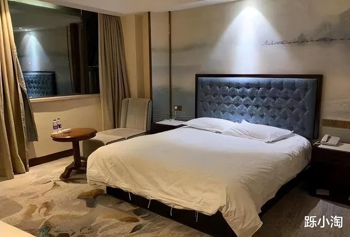 |同是住宿的地方，为何有的叫宾馆，有的叫酒店？谁的档次更高？