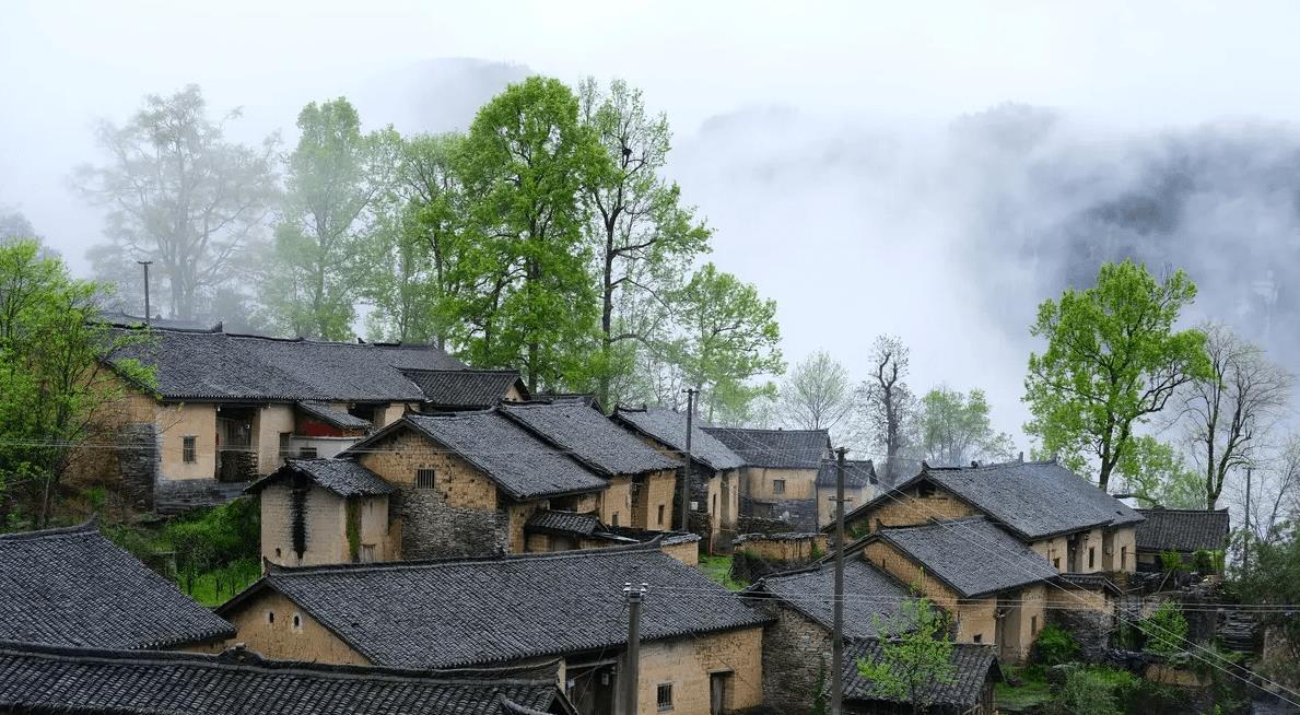 |中国值得躺平的八个原生态古村落，最适合11月份去，便宜又实惠