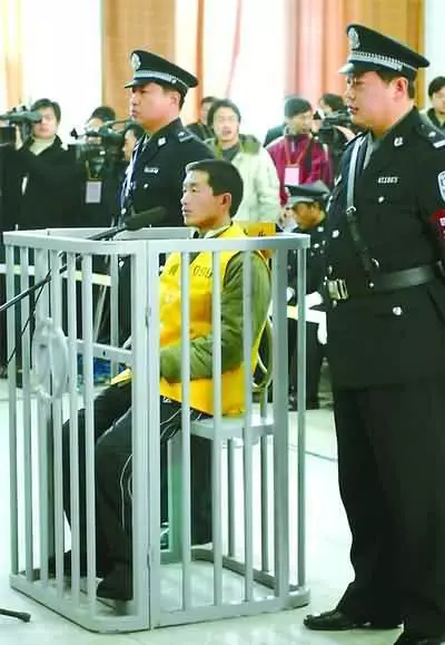 河南“智能木马”杀人案:为快感杀17名少年,因一句话放过第18人