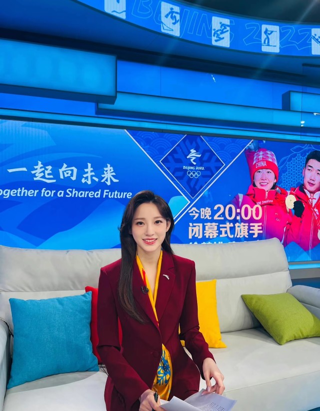 马凡舒|央视春晚主持人马凡舒晒照，圆满完成冬奥会报道，被赞董卿接班人