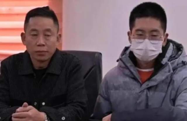 孙海洋母亲发视频,被好心网友提醒要锁闭功能,担心老人遭受网暴