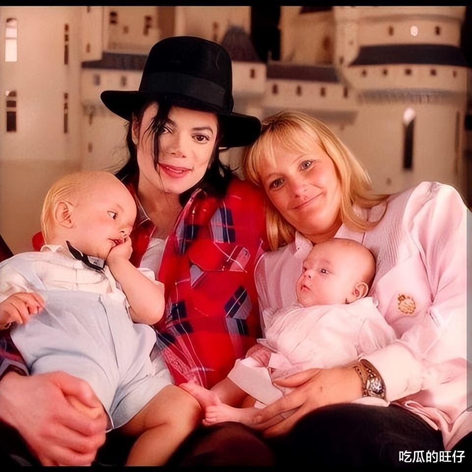 迈克尔·杰克逊|迈克尔杰克逊唯一的女儿：24岁长得像父亲，曾因皮肤白皙被质疑