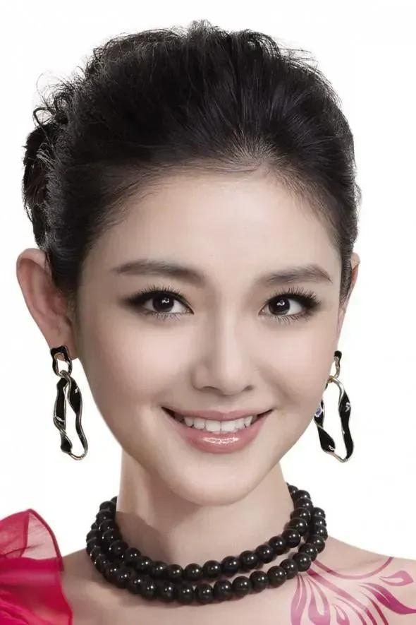 王凯|大S婚后日益衰老的容颜,与之前判若两人,却能勇敢面对镜头