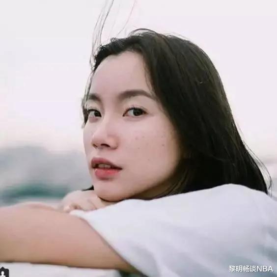 女孩|网红直播卸妆，网友竟发死亡威胁：太丑我要杀了你