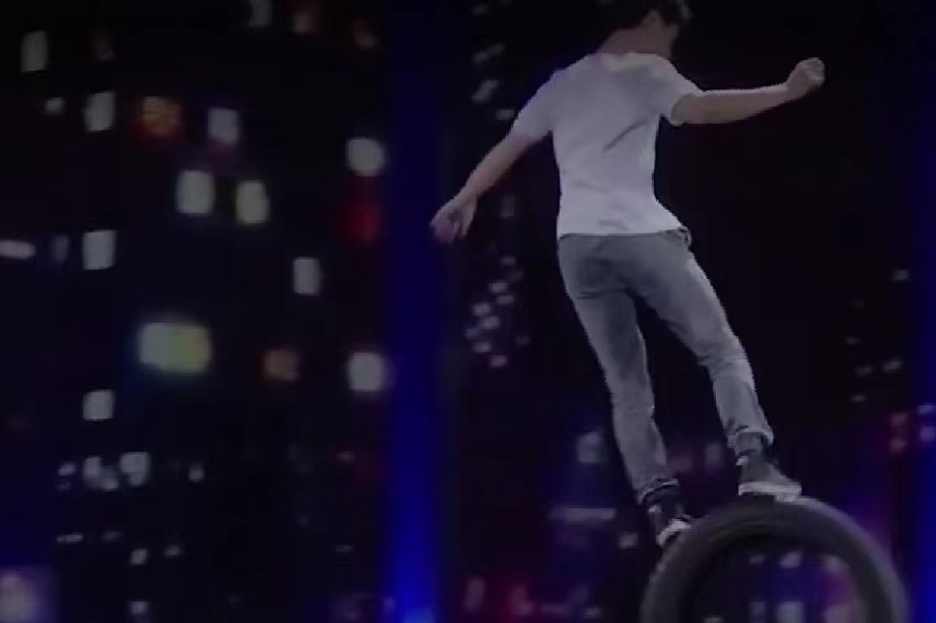 街舞|任嘉伦只跳街舞,却是超棒的老师