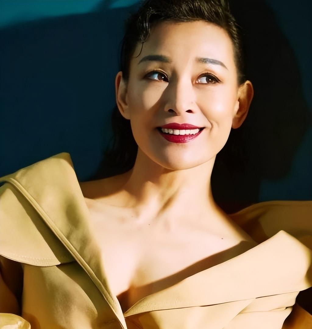 陈冲|一则动态让陈冲跌落神坛，网友：咎由自取