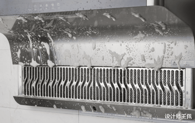 为什么厨房装了排气扇的家庭,却建议别人装换气扇?有什么不同?