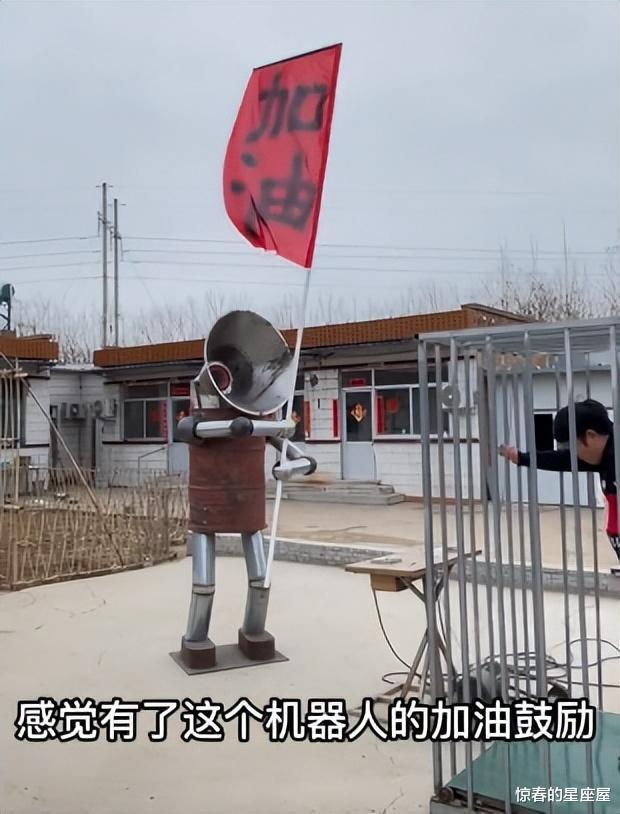 “无用发明家”手工耿:每一件发明都让网友笑断气,现成全村首富