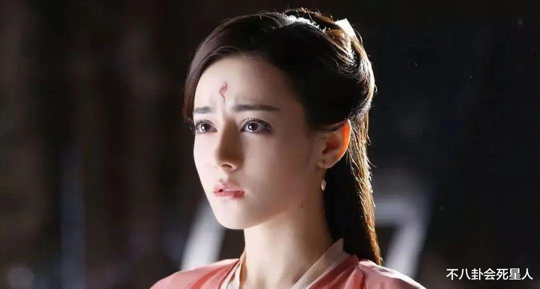 迪丽热巴|这6位女星平日美艳绝色，一到演戏颜值就下滑，个个看着尴尬