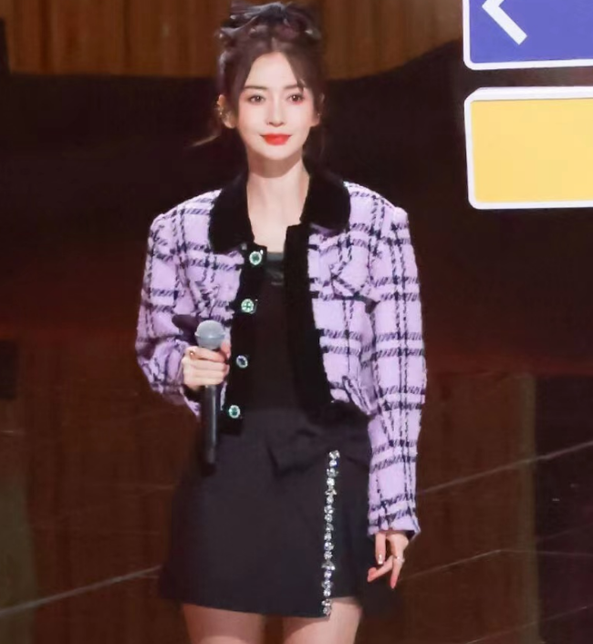 赵丽颖|杨颖秉持可爱，杨幂大玩擦边，赵丽颖已退出跨年舞台蜕变成实力派