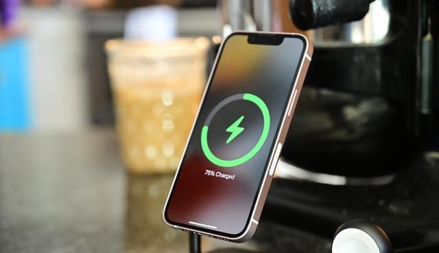 |iPhone15搭載4nm自研基帶，升級10G運存！流暢度起飛