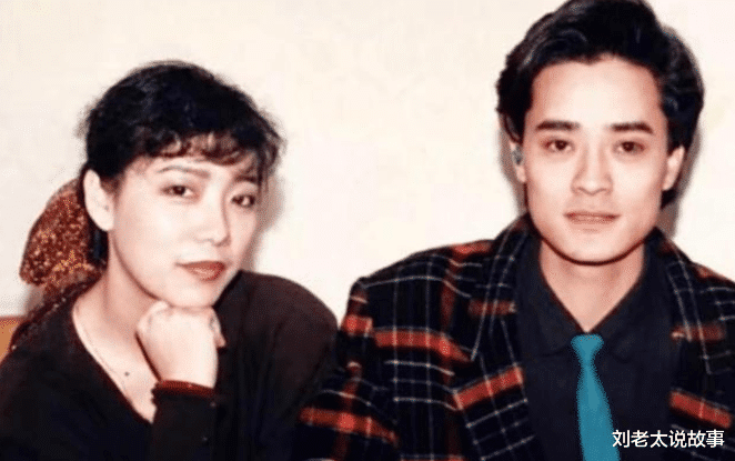 春晚|25岁春晚成名,比肩刘欢、毛宁,为何在梅艳芳出殡当天突然离世?