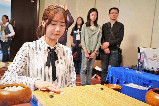 崔精|吴侑珍从崔精虎口夺得棋圣头衔！