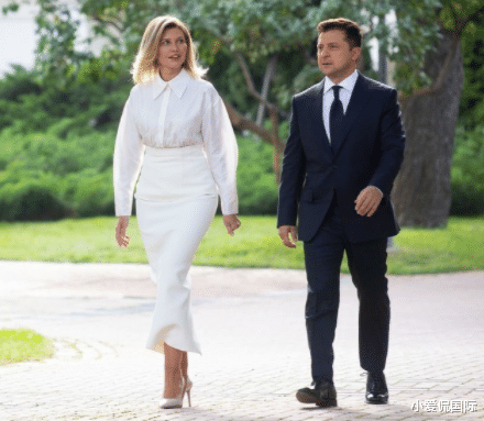 泽连斯基|气场强，44岁乌克兰第一夫人是编剧，她比泽连斯基还要高