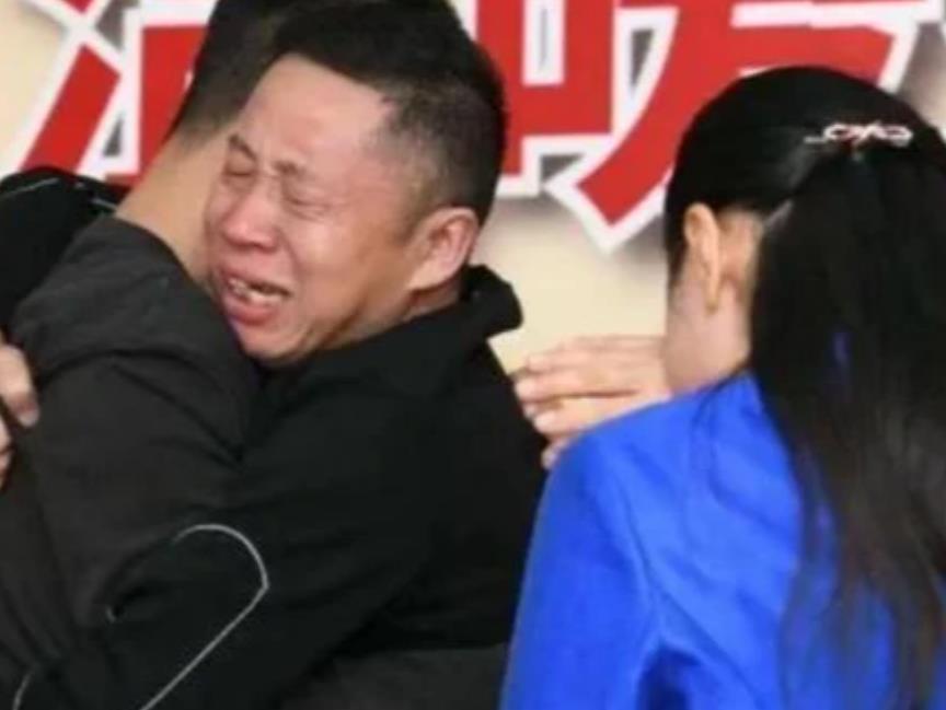 符建涛|孙海洋遭遇风波事件，寻子难友杜爸力挺孙海洋，泪洒直播间真痛心