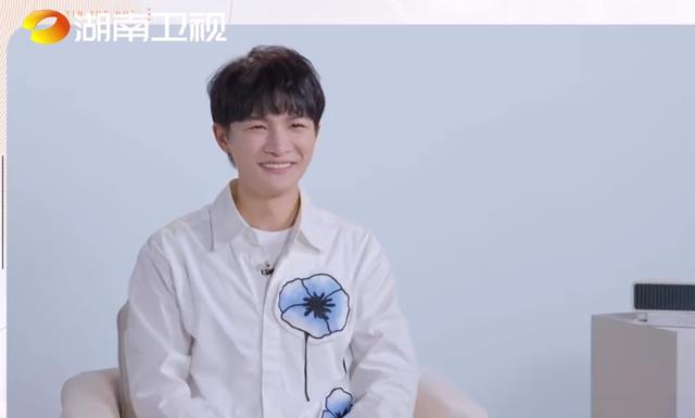 周深|周深:本年度音综首秀,预热现场“田震孙悦2位前辈秒变小迷妹”