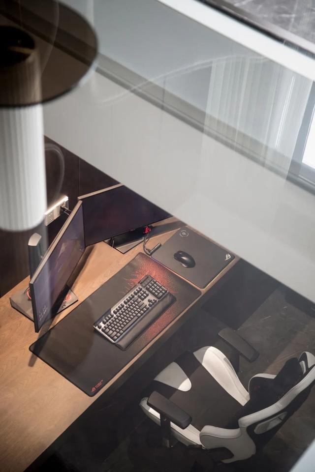 437㎡现代轻奢，玻璃屋顶引入自然光，定制儿童房很有童趣感