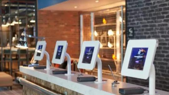 电影|以科技赋能酒店，酒店智慧化升级迫在眉睫？