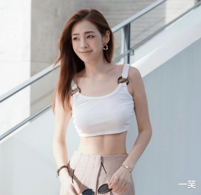 陈桢怡|港姐陈桢怡为私生活混乱道歉后，小三控诉其玩弄感情，暗搭男演员