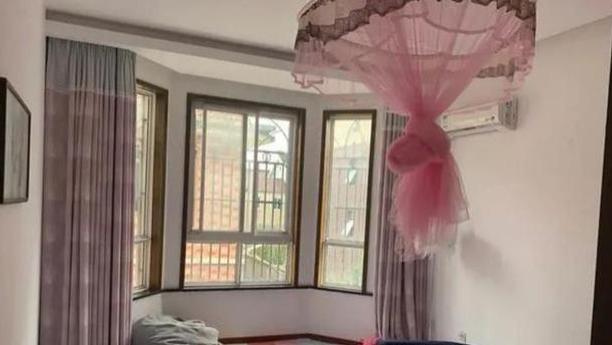 25岁女孩叫鸭事件曝光，供出上百少妇