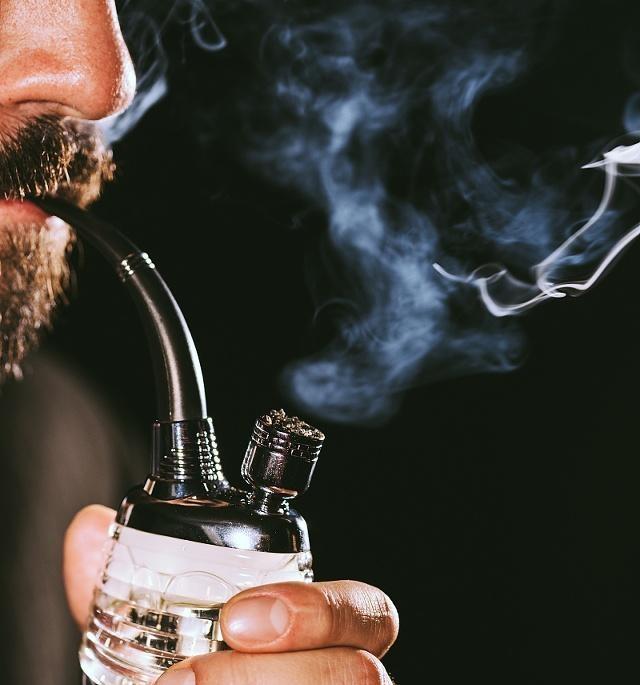 睡眠|比抽烟还不健康的6种习惯,尤其是第一个,很多人天天在做