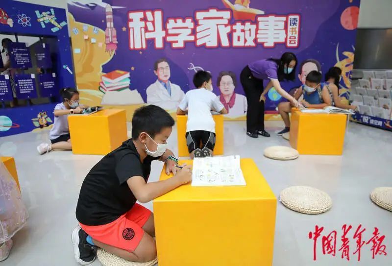 神舟十三号载人飞船返回舱首次向全国公众展出,北京科学中心能看