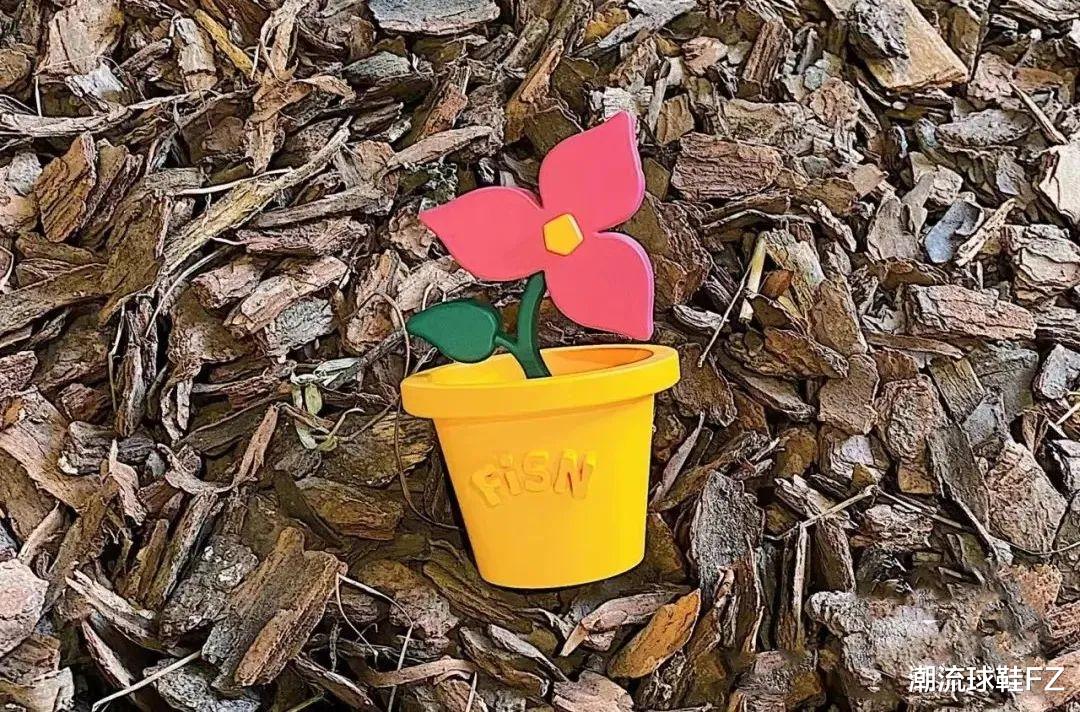 阿迪联名国潮品牌FiSN，把三叶草整开花了！