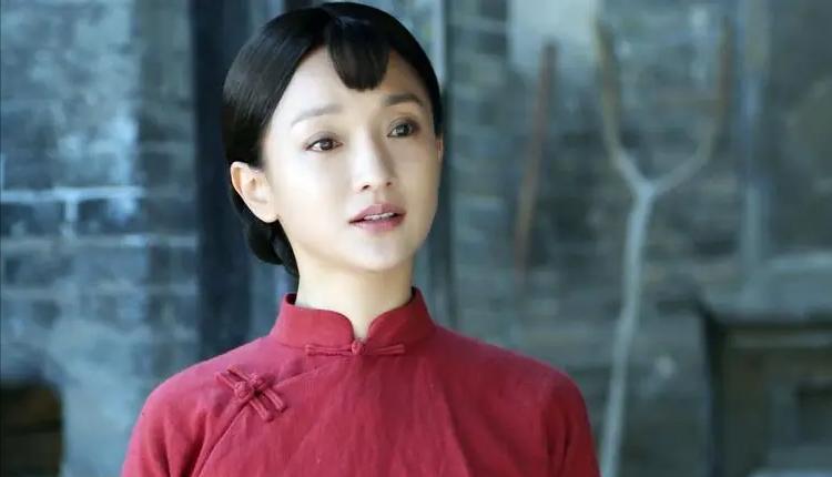 余占鳌|《红高粱》:长大后才懂,余占鳌3骂九儿嫌贫爱富,不过是不满足