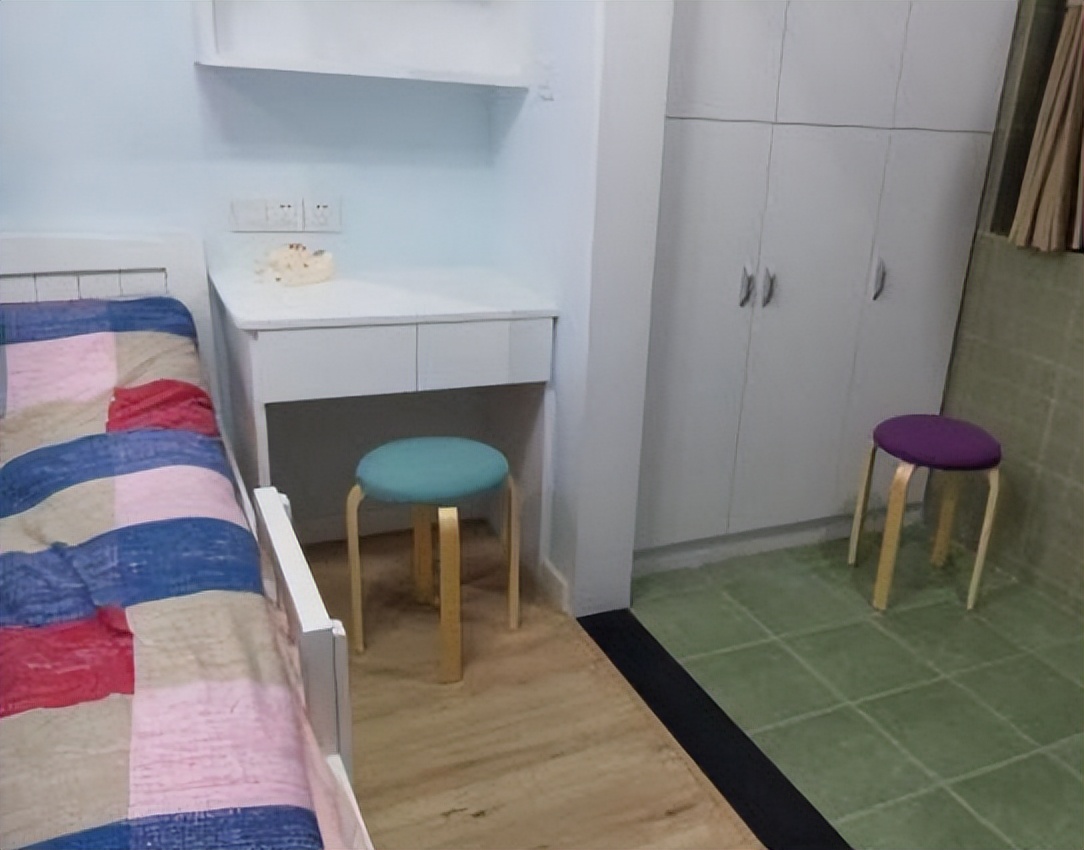 买50㎡房摆下3张床,半个平方也不浪费,卧室网友个个都点赞