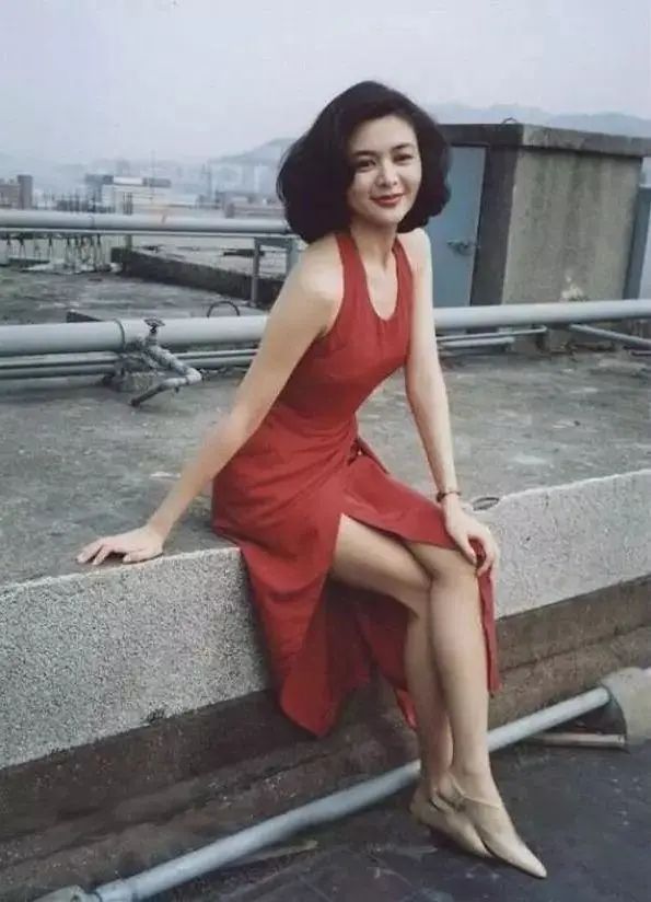 秦岚|8位私生活混乱的女明星：有人靠男人上位，有人交17个男友