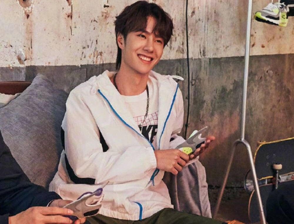 王一博|王一博綦美合被爆一起做核酸,疑似未分手,网友称谈个恋爱很正常