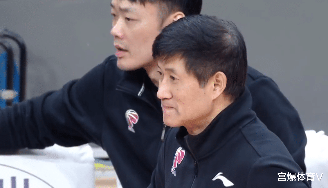 北控男篮|辽宁名宿CBA主帅首胜！北控男篮大胜江苏 不给李楠留情面