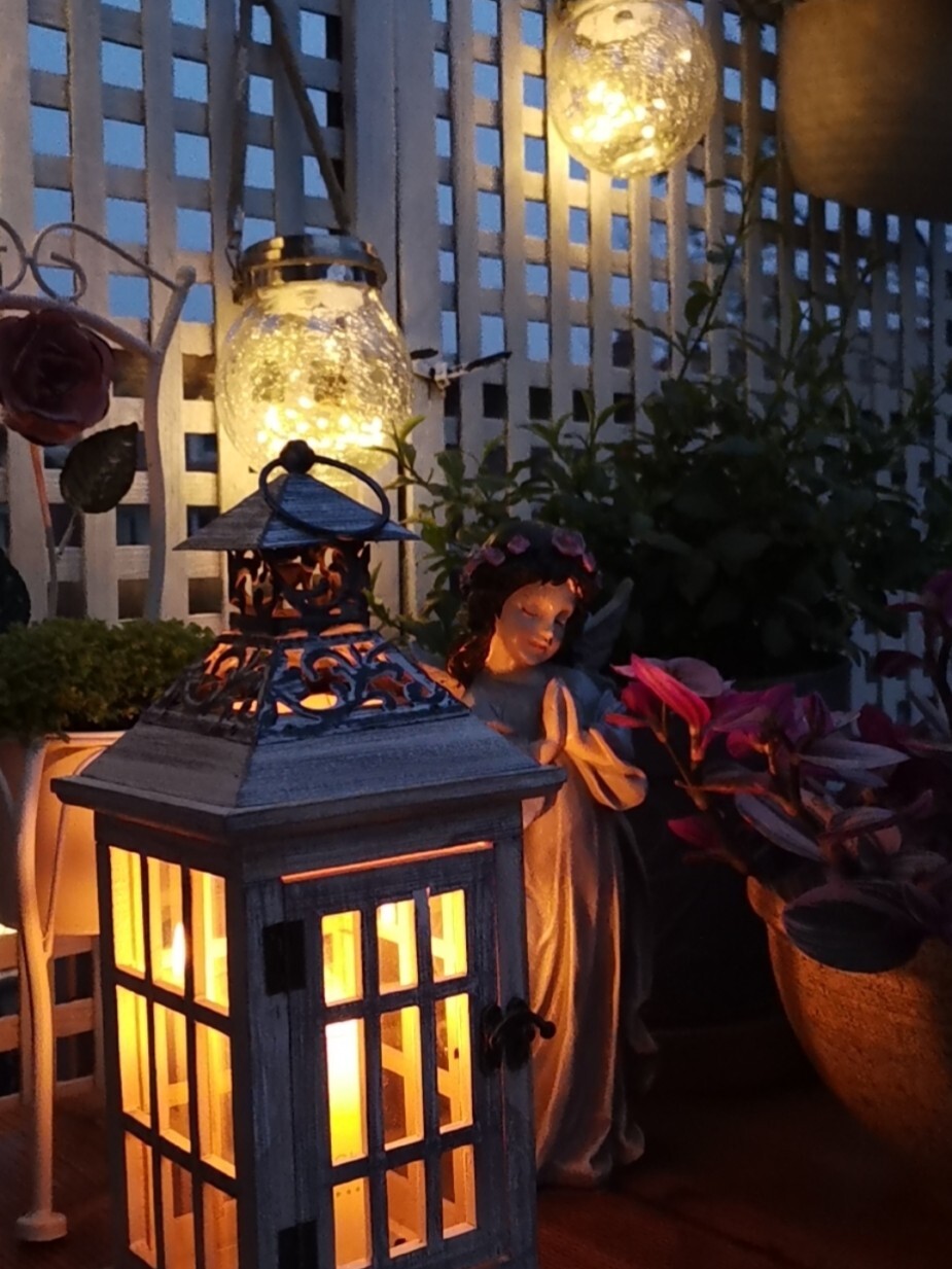 40㎡露台改造,DIY折腾成小花园,每一个角落,都美得一塌糊涂