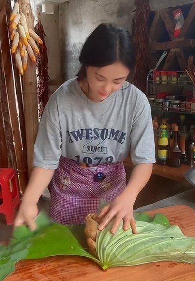 还债|网红樊小慧老公外遇实锤:8年仅见4次,曾为老公还债断了一指