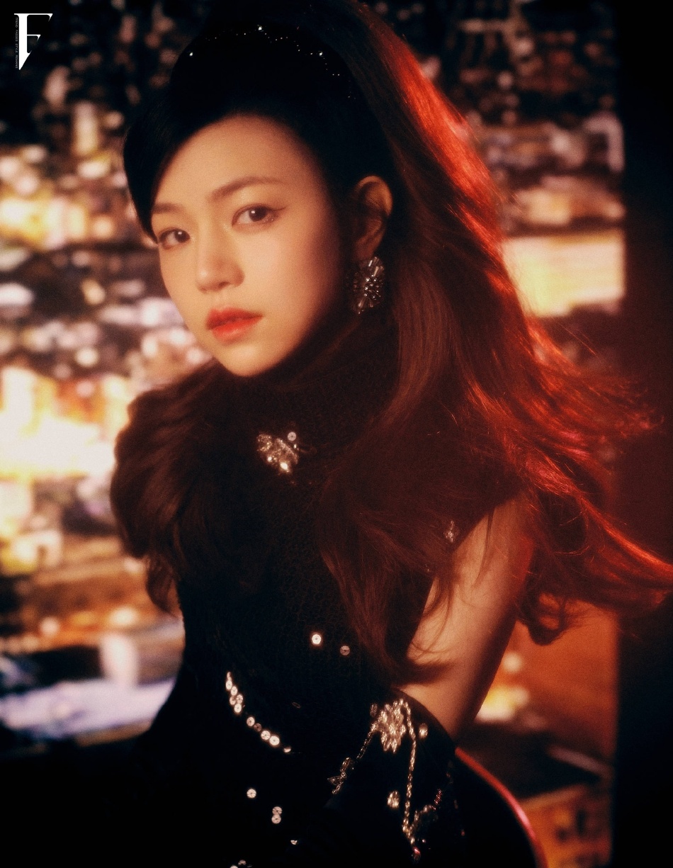 陈妍希|陈妍希最新写真曝光 复古造型优雅迷人