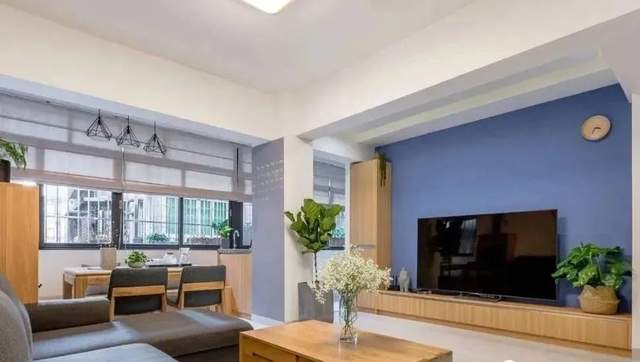 砸掉两面墙,5.8万改81㎡三居室比120㎡都宽敞,惊呆